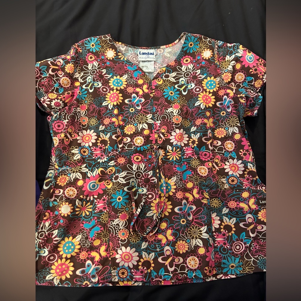 Women Scrub Tops